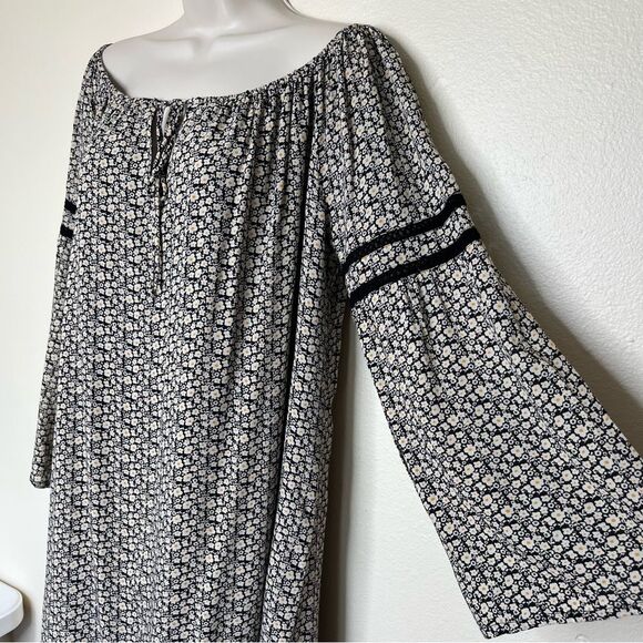Natural Life Phoebe Ditsy Floral Bell Sleeve Lace Trim Boho Shift Dress Women M - Picture 5 of 12